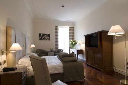 Grand Piazza Borsa Hotel 4*
